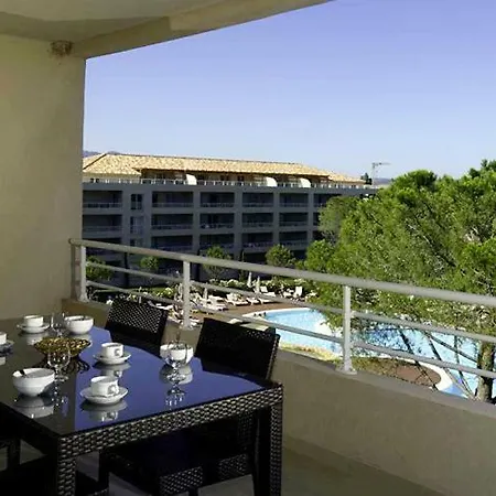 Casa de Férias Porto-vecchio Sleeps 2 Pool Air Con Wifi *